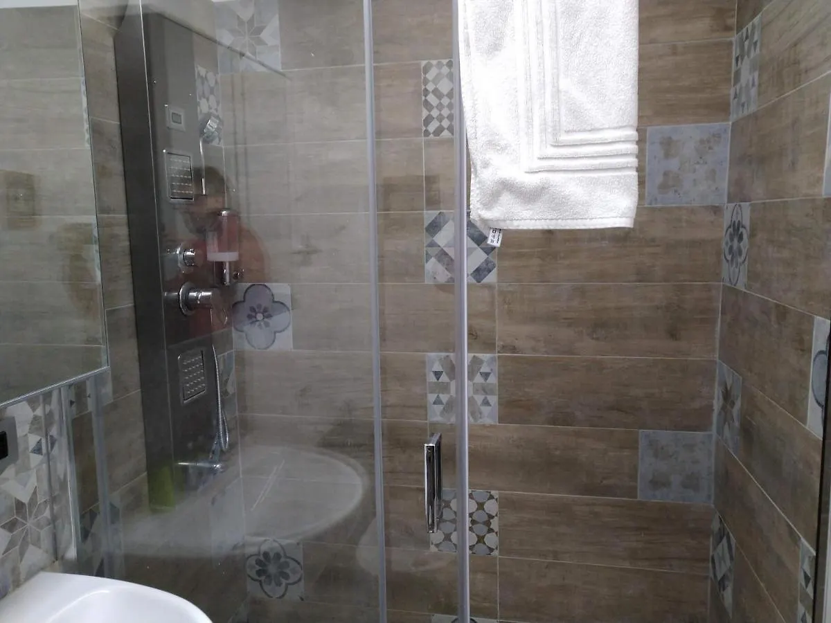 Il Genio Del Porto - Mabbonath B&B Palermo Italy