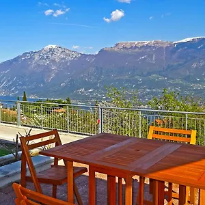 https://la-quiete-holideal-23.it-lombardy.com